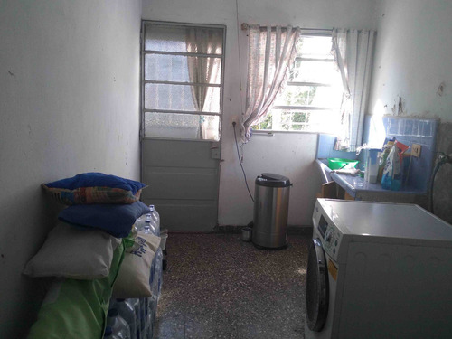 Casa 4 Amb. Garage-quincho-parrilla-pileta