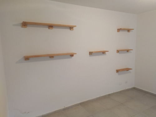 Imagen 6 de 10 de Repisas De Madera Pino Natural
