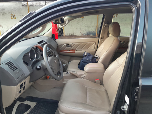 Toyota Hilux SW4 3.0 I Srv At C/cuero 4x4 (2009)