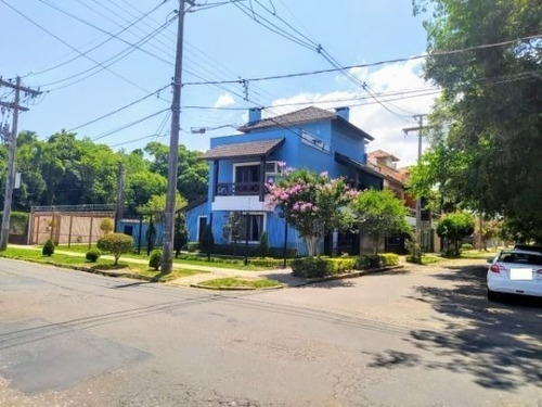 Casa Em Ipanema Com 3 Dormitórios - Mi271450
