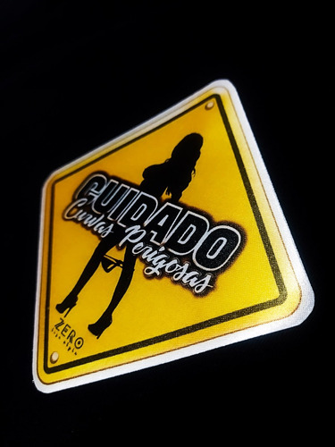 Imagem 1 de 5 de Cropped Customizado Curvas Perigosas Zero Lifestyle