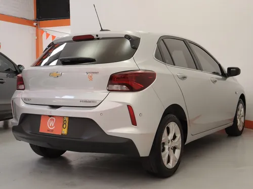Chevrolet Onix Chevrolet Onix PREMIER 1.0 AT T 5P 6AB ABS