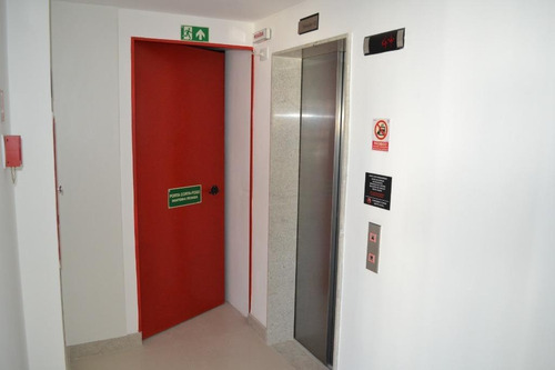 Sala Comercial, Área Ampla, 5 Vagas De Garagem - Vitória - 500