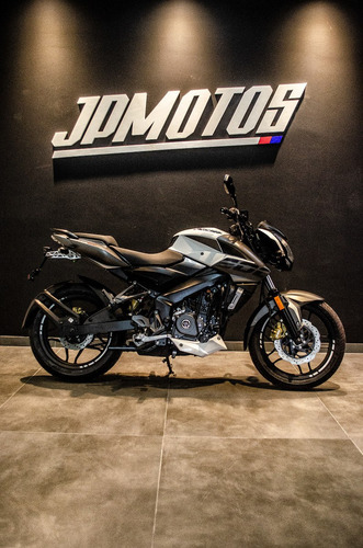 Bajaj Rouser Ns 200 / 12 O 18 Cuotas / Retira Ya // Jp Motos