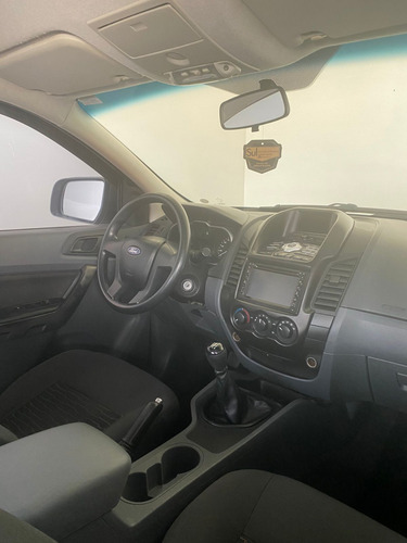 Ford Ranger 2.5 XLS 4X2 CD 16V FLEX 4P MANUAL