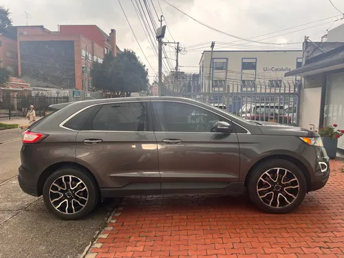 Ford Edge 2.0 Titanium
