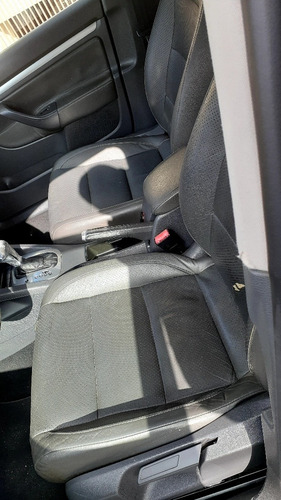 Imagem 9 de 11 de Volkswagen Jetta 2007 2.5 4p