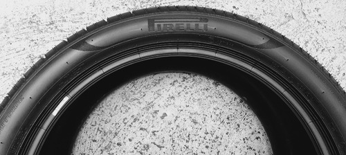 Neumático 325 35 R22 Pirelli Pzero Pz4 (Usado)