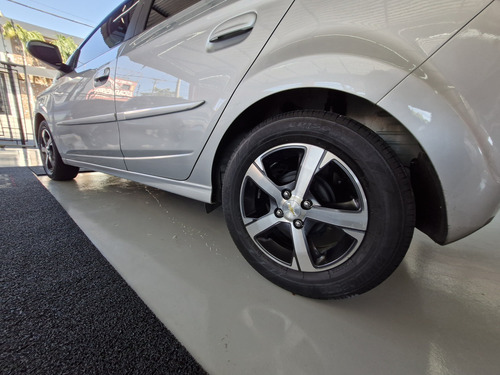 Chevrolet Onix ONIX HATCH LTZ 1.4 8V FLEXPOWER 5P AUT.