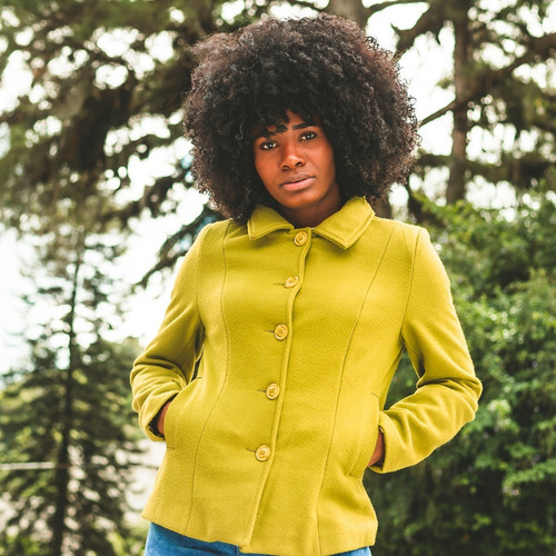 Imagem 2 de 3 de Casaco Lindo De Inverno Feminino Forrado Lã Batida Cor Verde
