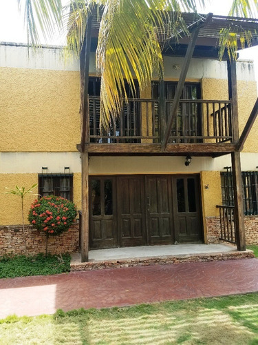 Imagen 2 de 16 de Casas En Alquiler