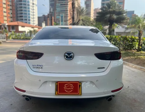 Mazda 3 2.0 Touring