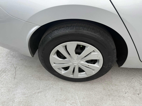 Nissan Versa 1.6 Sense Mt
