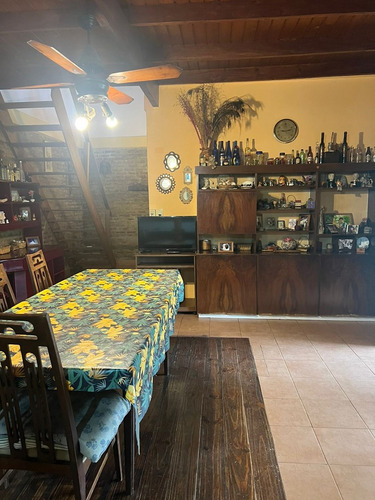 Casa En Venta En De Vicenzo Grande, Del Viso, Pilar