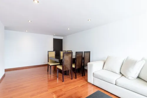 Apartamento En Venta En Granada. Cod V23452