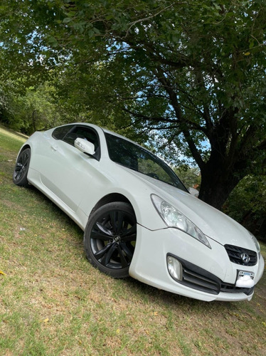 Hyunda Genesis 2.0t 2011