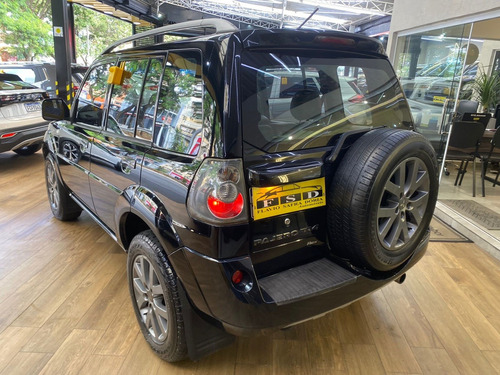 Mitsubishi Pajero TR4 2.0 4X2 16V 140CV FLEX 4P AUTOMÁTICO