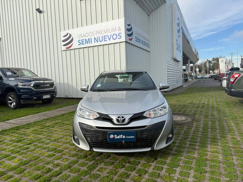 Toyota Yaris 1.5 SPORT GL E 4X2 HB MT 5P