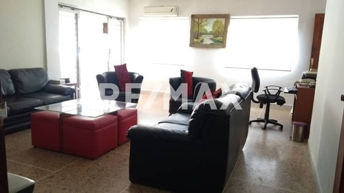 Imagen 14 de 18 de Liliana Martinez Remax Casa En Venta En Urb. Trigal Norte Cd 134343