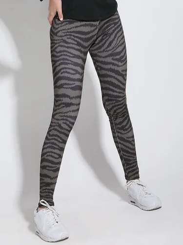 Calza Deportiva Sublimada Cebra Shedyl 6282 Talles Grandes