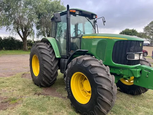 John Deere 7515 Año 2010 145 Hp