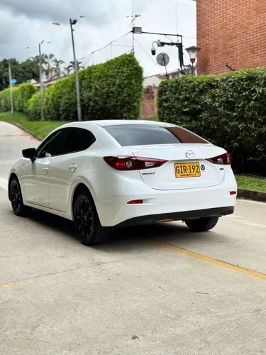 Mazda 3 2.0 Prime