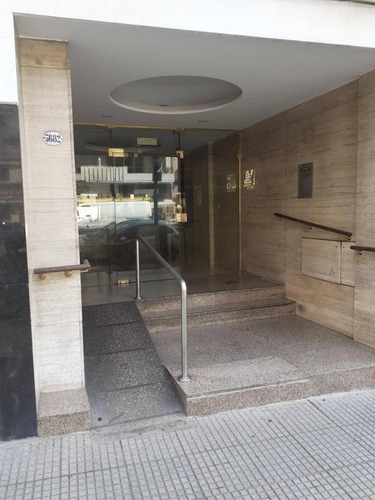 Imagen 3 de 14 de Venta Departamento 2 Amb.luminoso Exc Ubicacion V. Crespo