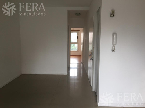 Imagen 5 de 13 de Venta De Departamento 2 Ambientes Con Cochera Cubierta En Lanús (26466)