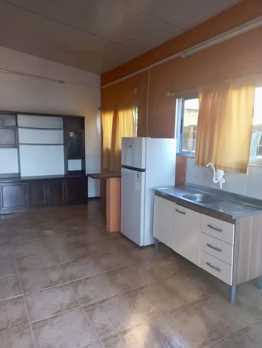 Alquiler Apartamento 1 Dormitorio Al Frente El Pinar Interbalnearia Sur Portón Eléctrico · Foto 2
