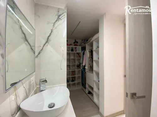 Casa En Venta En La Doctora. Cod V775715