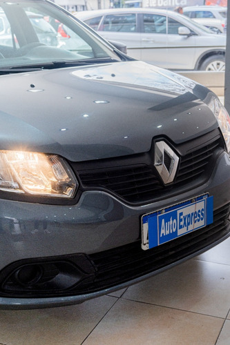 Imagen 9 de 13 de Renault Nuevo Logan Authentique 1.6 Cn Gnc