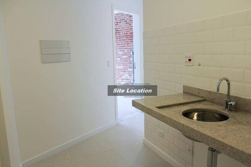 99334* Studio Todo Reformado - Centro - Ap4636