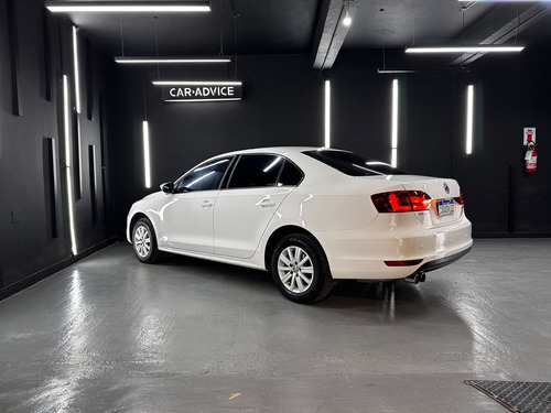 Volkswagen Vento 2.0 TDI ADVANCE L11