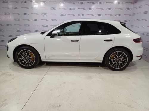 Porsche Macan 3.7 Turbo Performance Package At