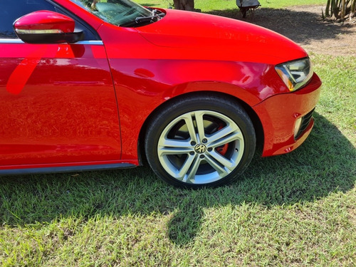 Imagen 8 de 14 de Volkswagen Jetta 2015 2.0 Gli At