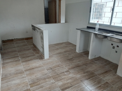 Casa Con Jardín Y Fondo Toda A Nuevo. Permuta