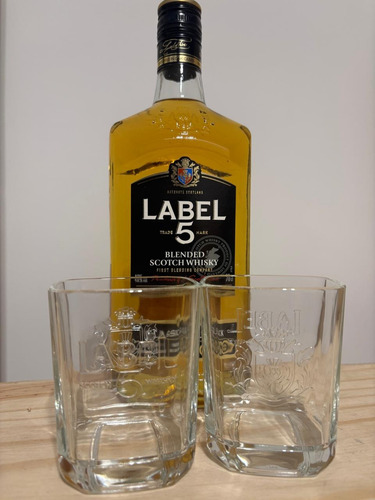 Whisky Escocés Label 5 Classic Black 700ml Estuche