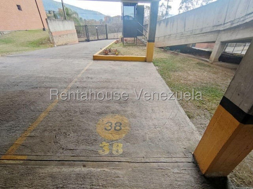 Se Alquila Estupendo Apto En Colinas De La Tahona Cod 25-18273 Rex