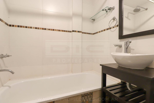 Departamento 3 Dormitorios Venta - Olivos