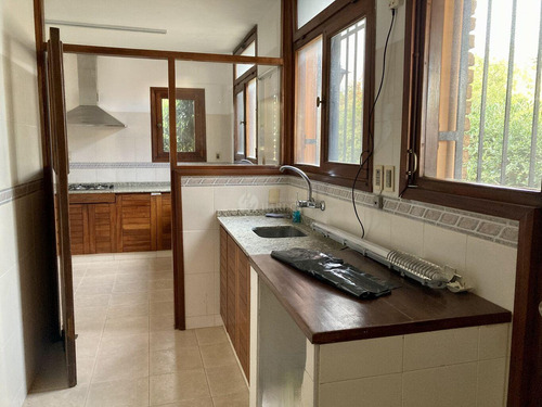 Venta Casa Con Renta Carrasco 4 Dormitorios Jardin Piscina Destino Vivienda Oficina Desarrollo Comer