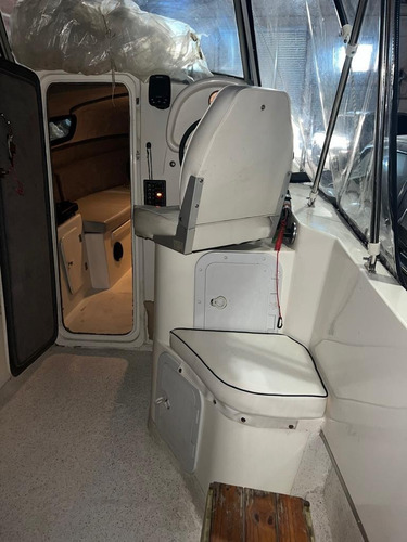 Traker Cabinado Benavidez 670 Evinrude E-tec De 115 Hp 50hs