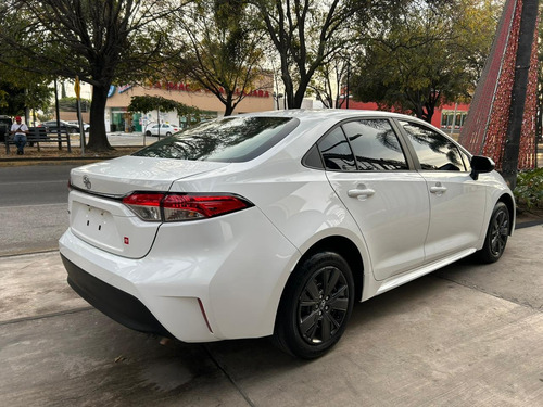 Toyota Corolla 1.8 Base Cvt