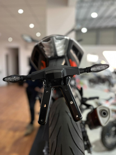 Imagen 8 de 16 de Ktm Duke 390