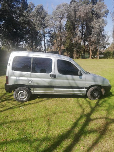 Imagen 4 de 15 de Peugeot Partner Furgon 1.9 Diesel Plc Confort 7 As