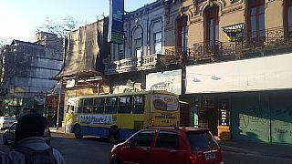 Imagen 4 de 11 de Fernandez Crespo Y Av Uruguay