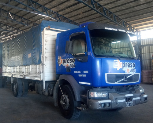 Camion Volvo 240