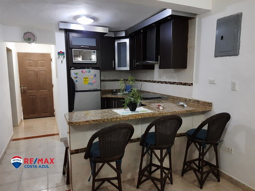 Imagen 4 de 12 de Remax Costa Azul Vende Casaquinta Conjunto Paycla