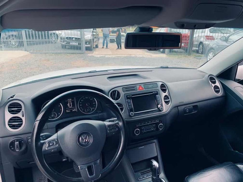 Volkswagen Tiguan 2.0 Elegance Tsi 200cv 2011