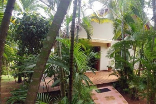 Venta, Villa De 2 Habitaciones Con Piscina En Las Terrenas, Samaná