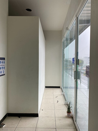 Imagen 6 de 8 de Local Planta Alta En Regio Plaza Sobre Avenida Isidoro Sepul